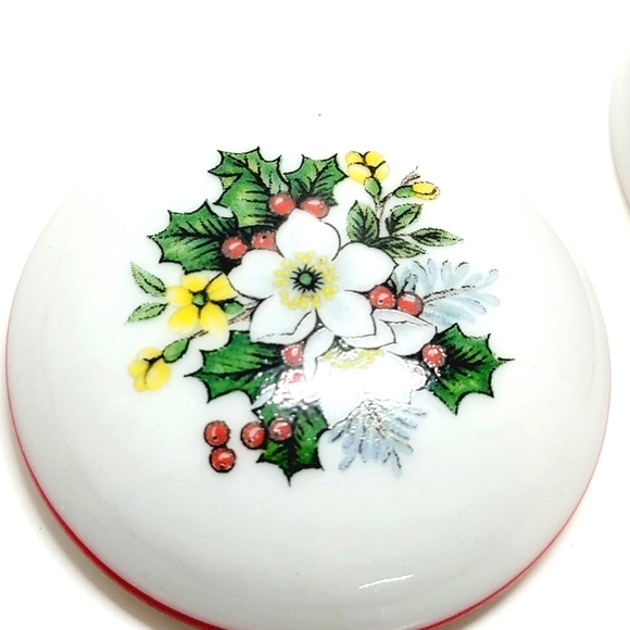 Reutter Porzellan W-Germany Floral White Round Jewelry Trinket Box with Lid - Picture 4 of 8